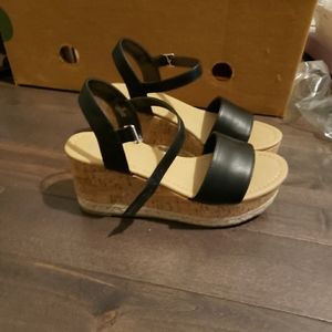 Shoes wedges, never worn brand new